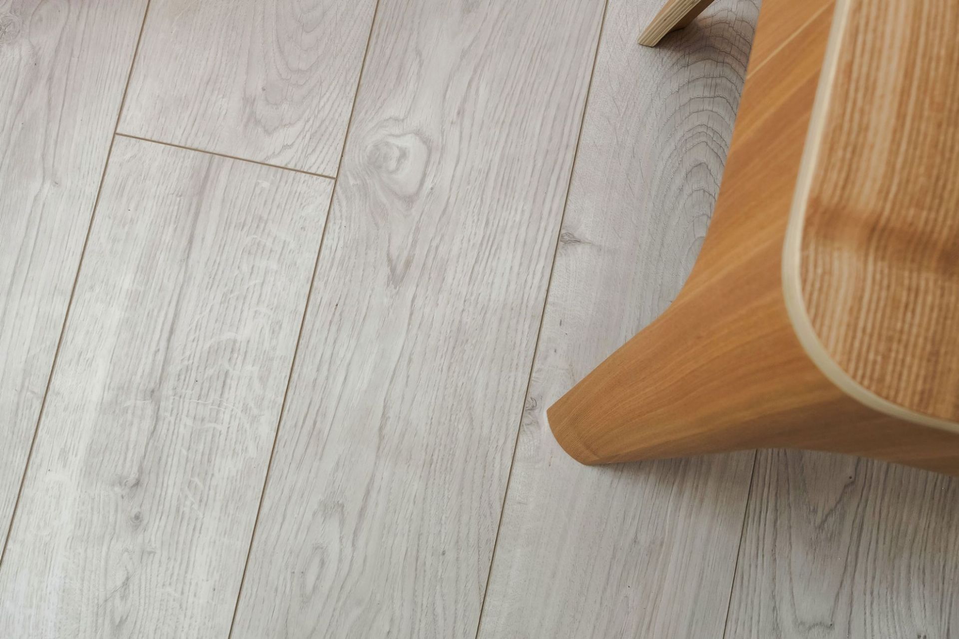 Bilde av Laminatgulv Mammut Everest White Eik