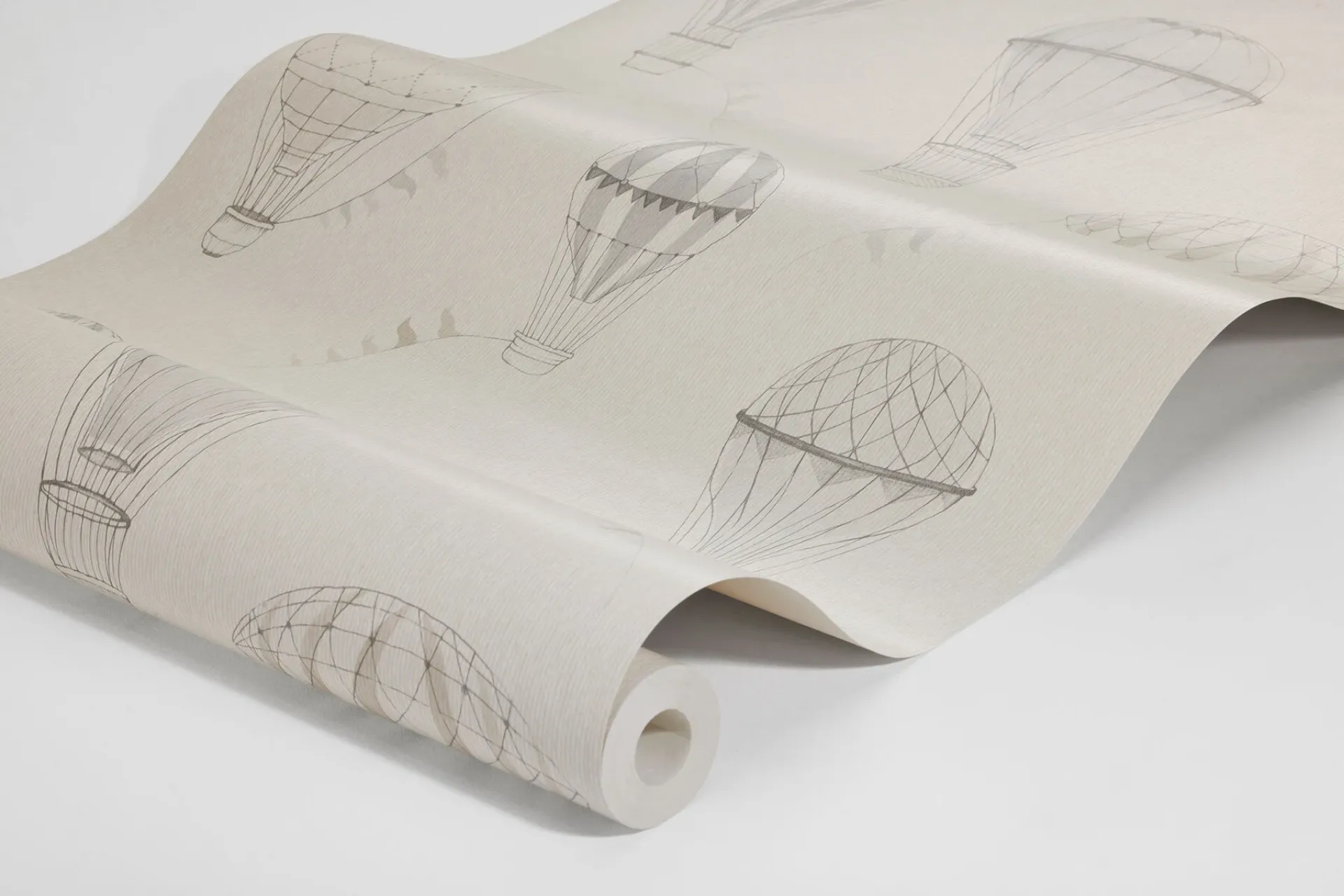 Bilde av Tapet Newbie Wallpaper II Up In The Sky 6941