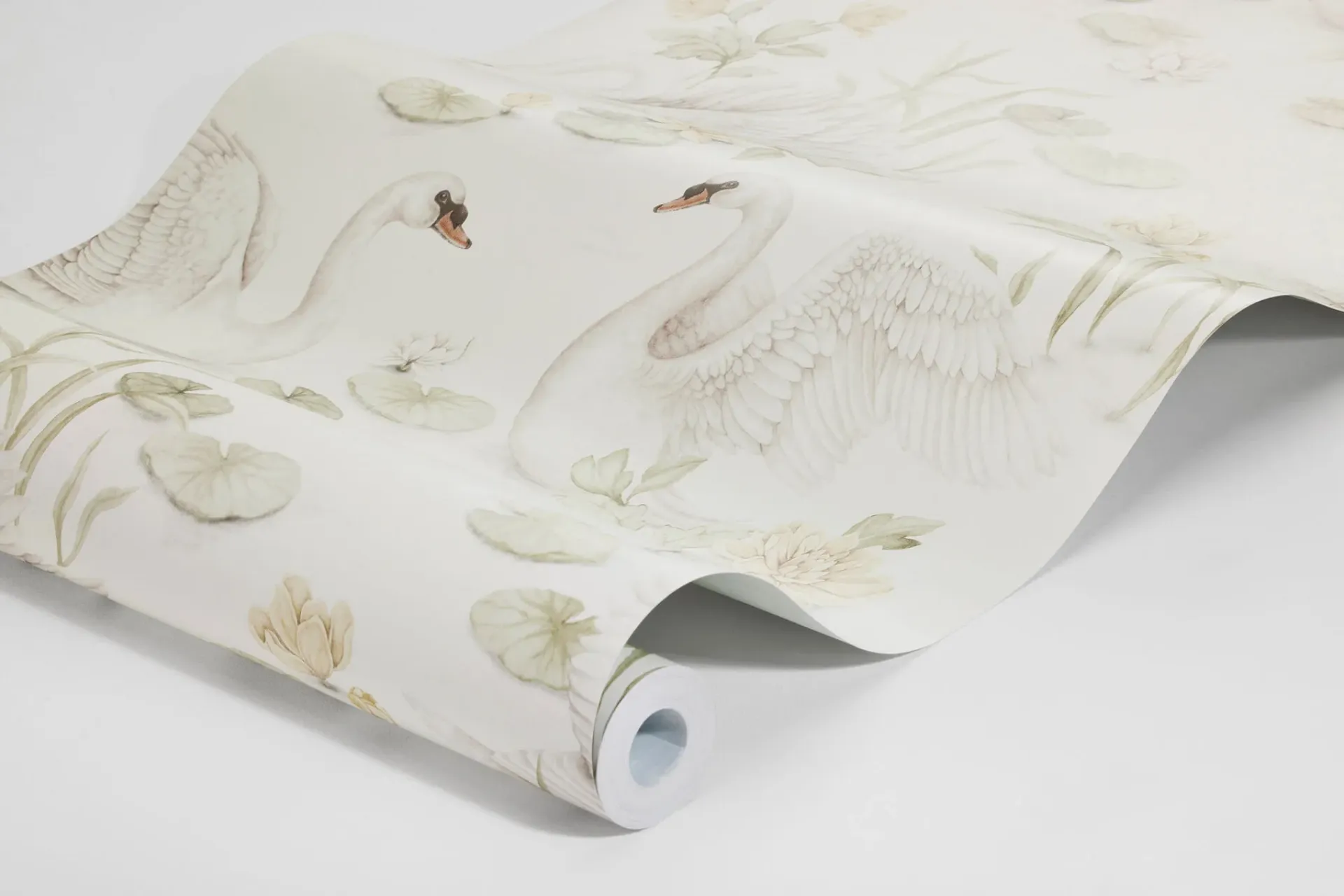 Bilde av Tapet Newbie Wallpaper II Lily Swan 6926