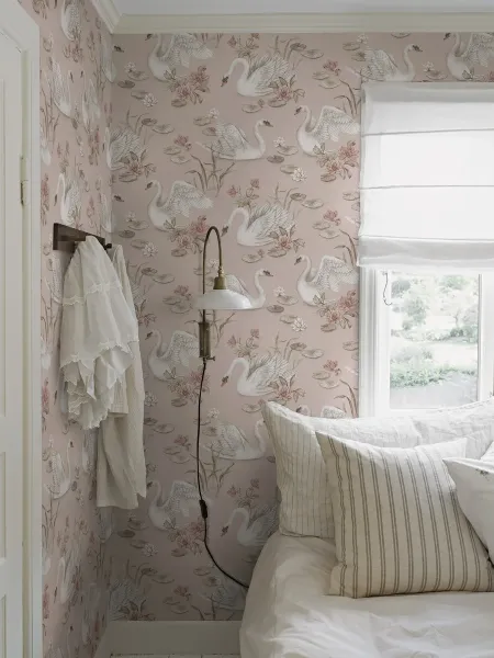 Bilde av Tapet Newbie Wallpaper II Lily Swan 6927