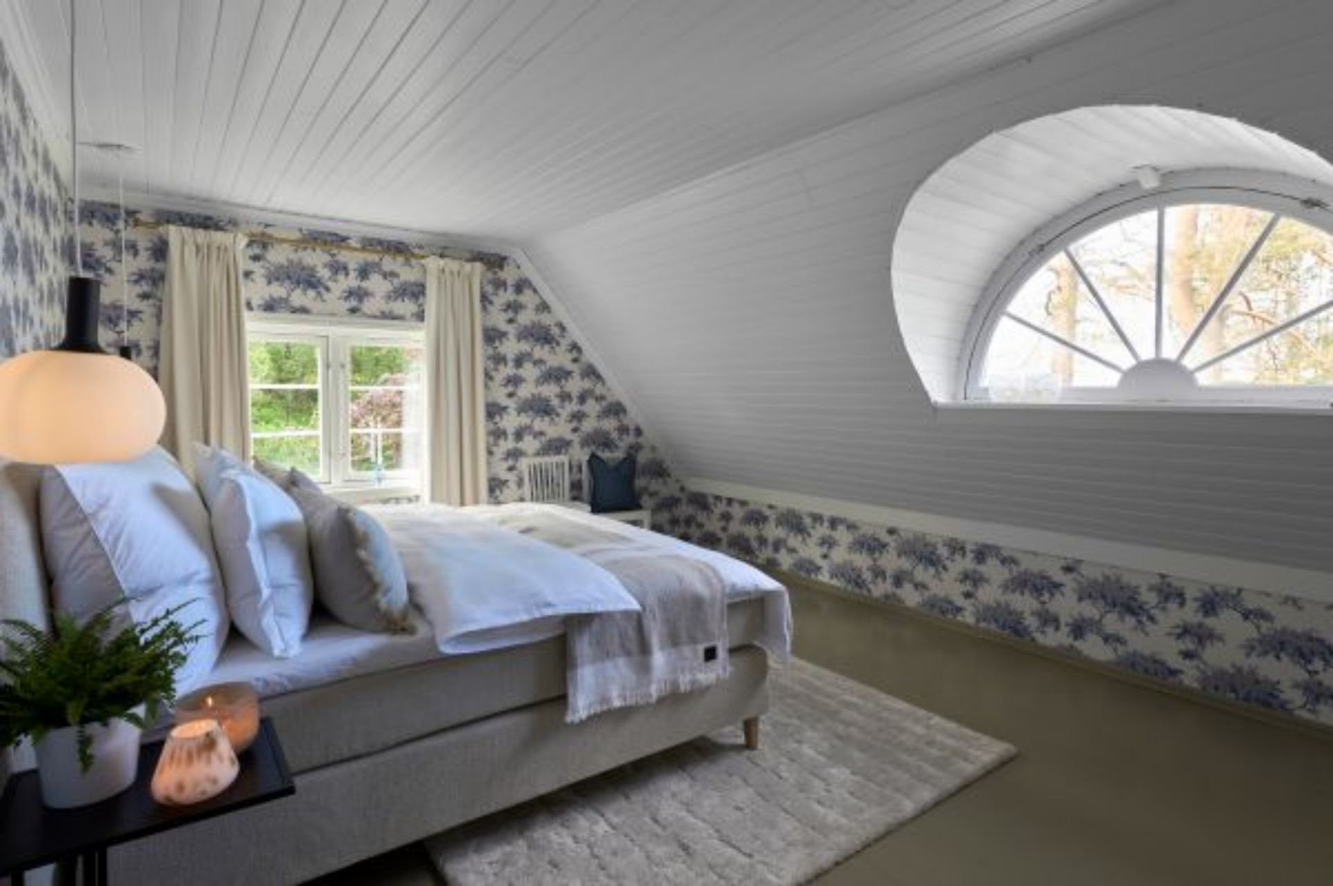 Bilde av Tapet Crown M1672