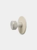 Bilde av Norr knagg X1 - beige/rustfritt stål