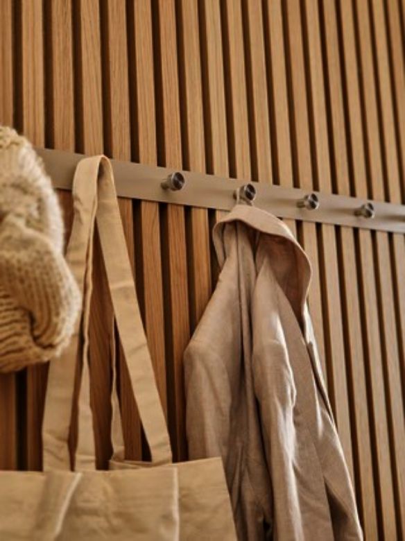 Bilde av Norr knaggrekke X7 - beige/rustfritt stål