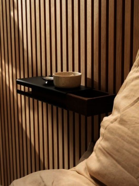 Bilde av Norr nøkkelhylle - 359 x 140 x 64 mm - røkt kork